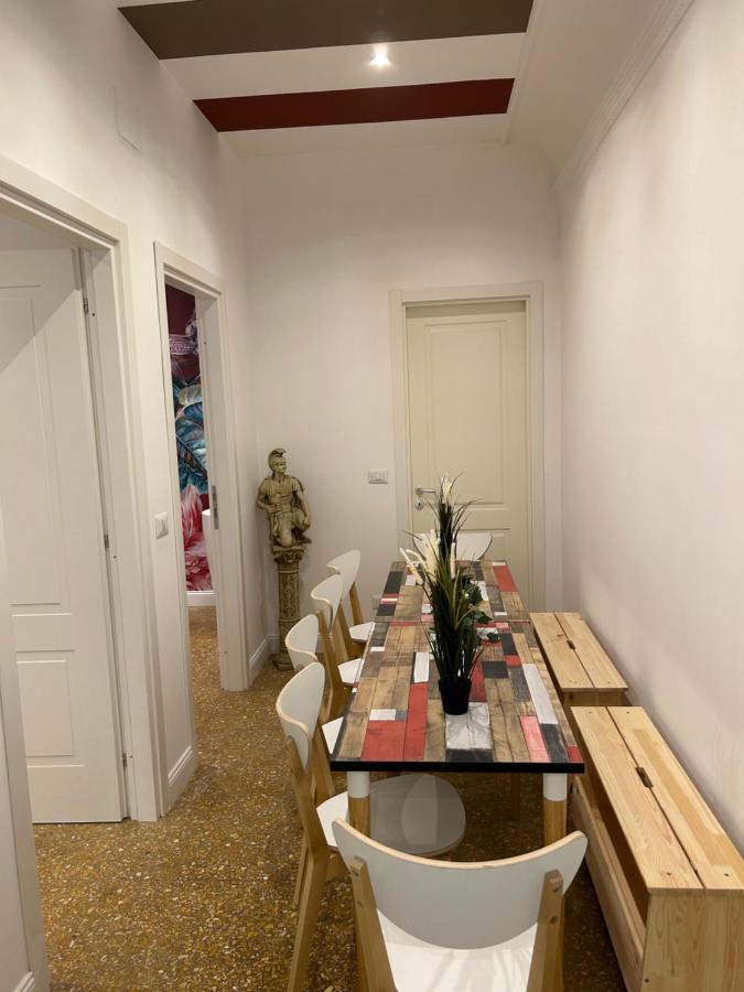 Raffaello'S Place Рим Экстерьер фото