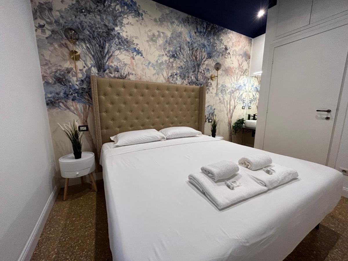 Raffaello'S Place Рим Экстерьер фото