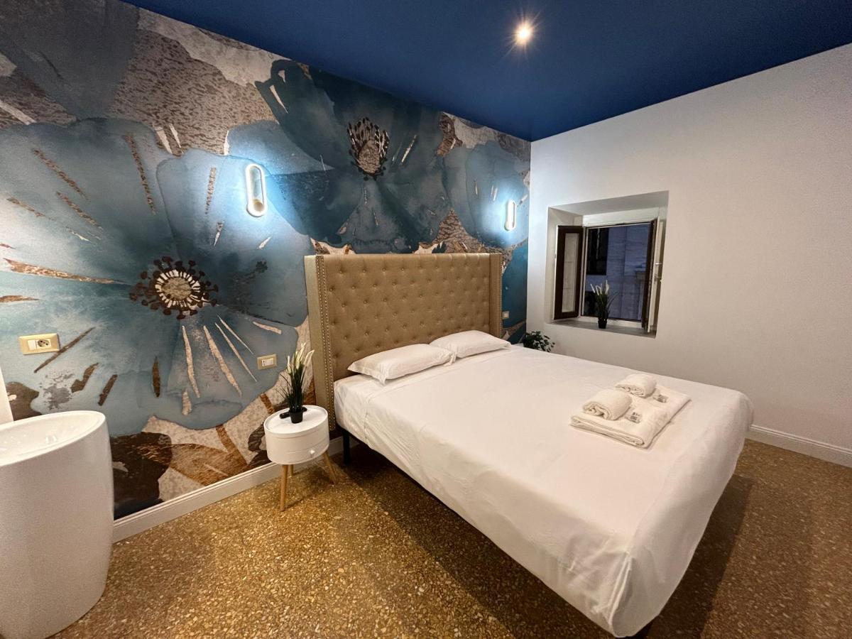 Raffaello'S Place Рим Экстерьер фото
