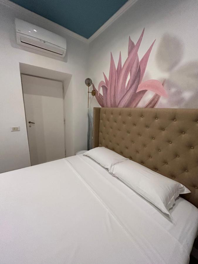Raffaello'S Place Рим Экстерьер фото